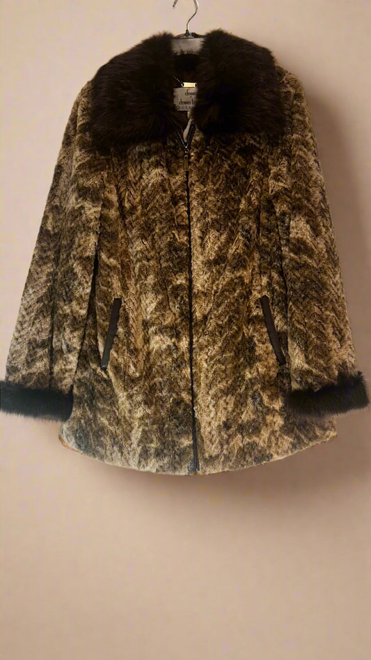 DennisBasso - Browns - FauxFur ZipUp - Size S