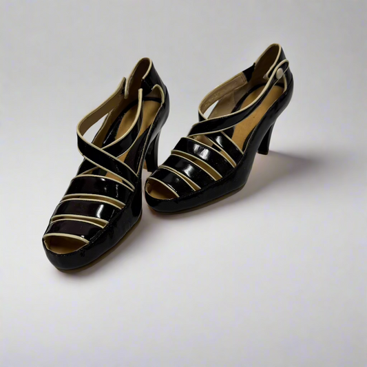 BrownCream Aerosoles Strappy Heels, 6