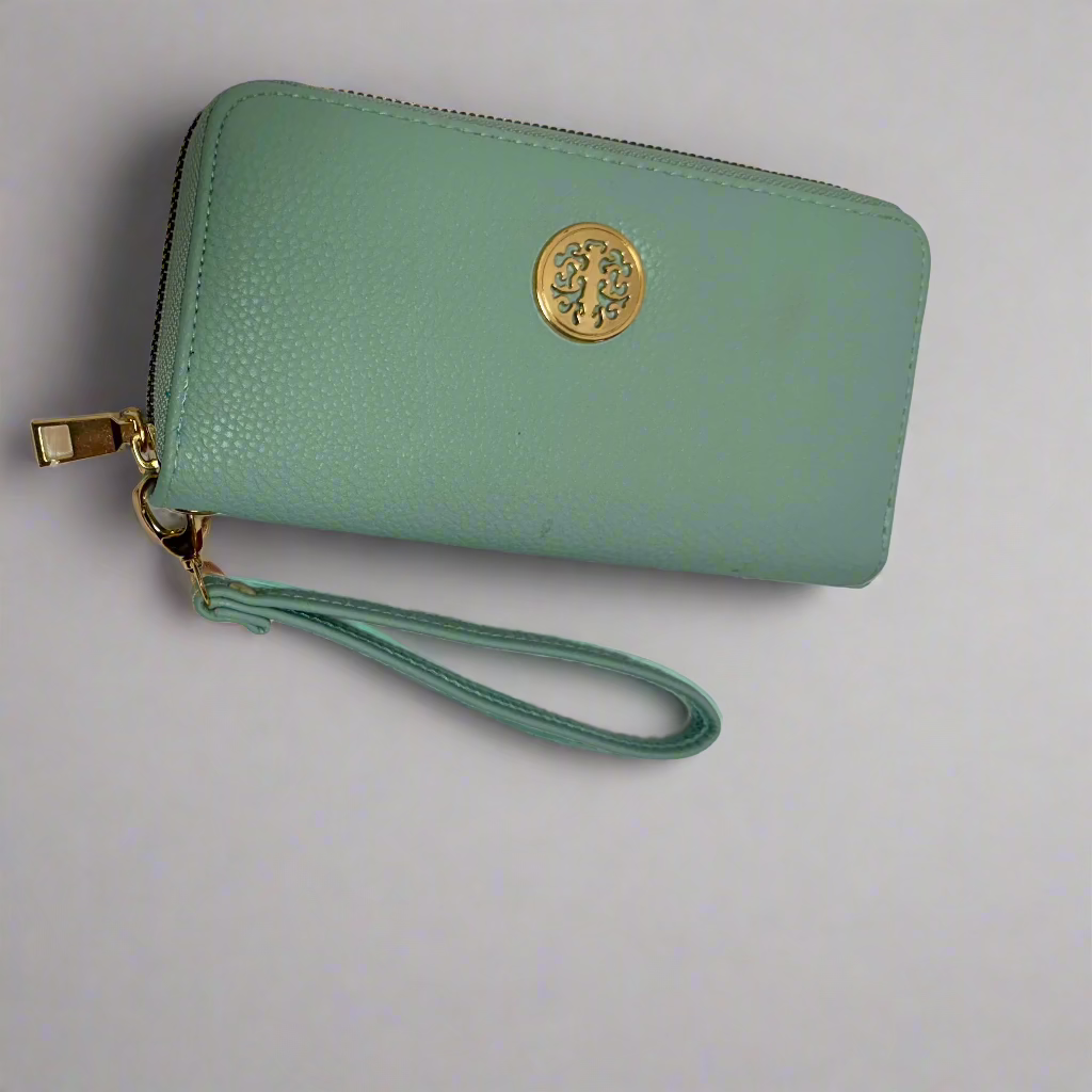 Mint & Gold - Wristlet